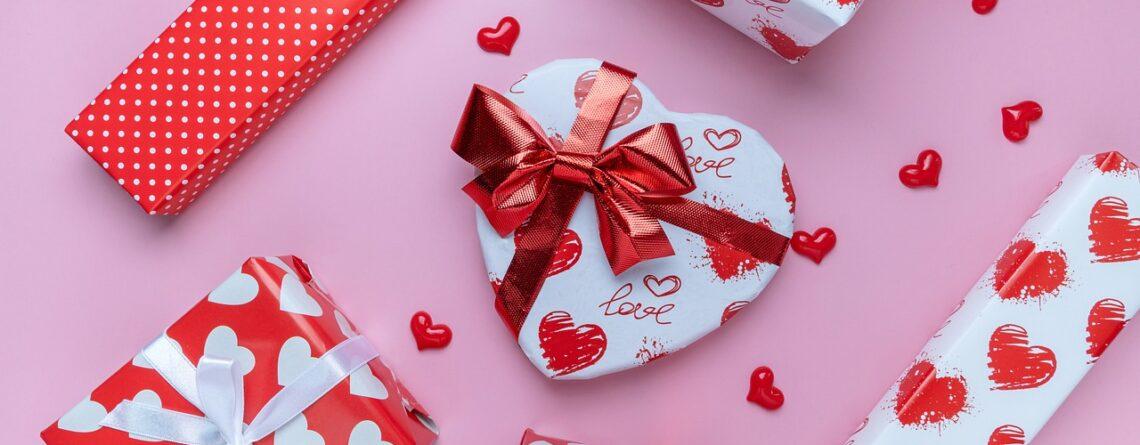 valentine, gifts, flat lay